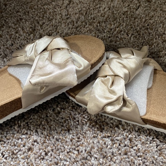 Brand new PepPep Sandals, size 9 - Picture 3 of 3